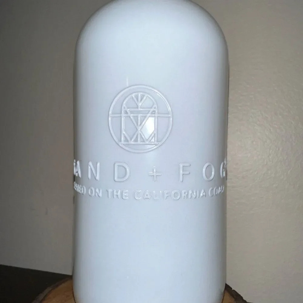 SAND + FOG White Embossed Glass Aloe Scented Soap